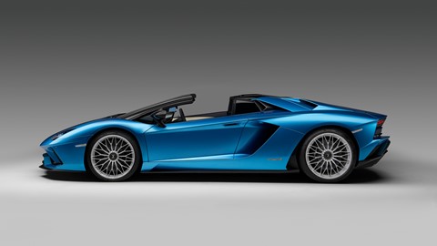 AVENTADOR S ROADSTER