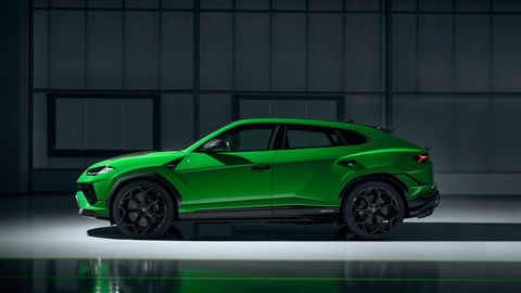 URUS PERFORMANTE