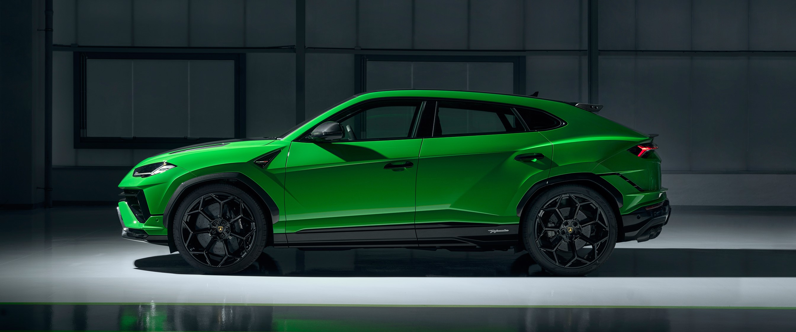 URUS PERFORMANTE