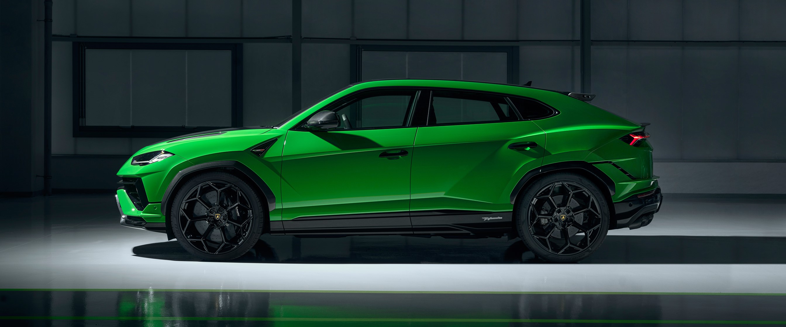 URUS PERFORMANTE