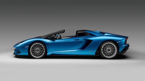 AVENTADOR S ROADSTER