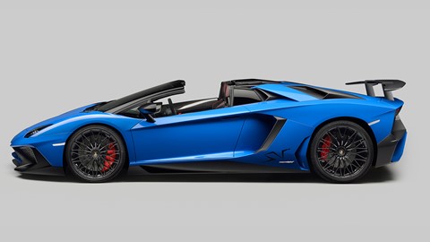AVENTADOR SUPERVELOCE ROADSTER