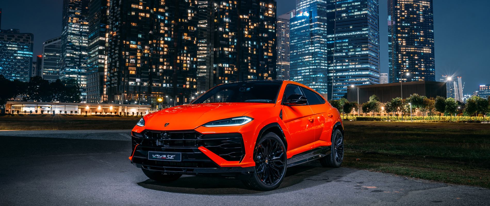 Lamborghini Urus SE The World s First Plug in Hybrid Super SUV debuts in Singapore