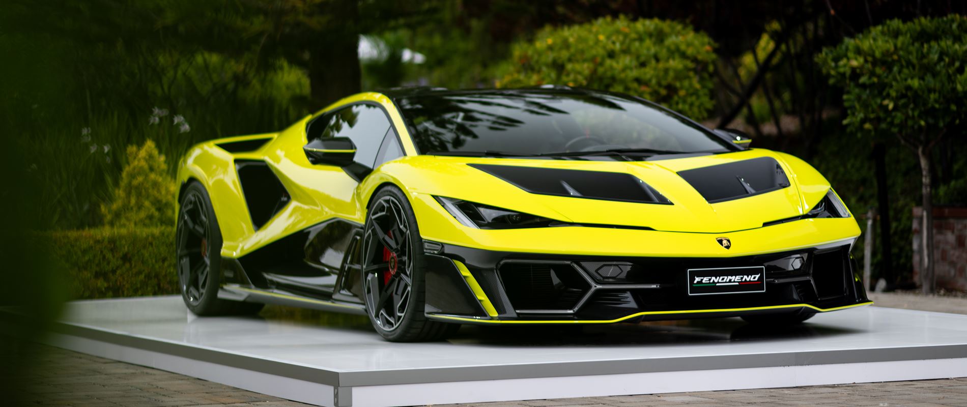 lamborghini-showcases-the-ultimate-in-italian-artistry-during-74th-annual-pebble-beach-concours-d-el