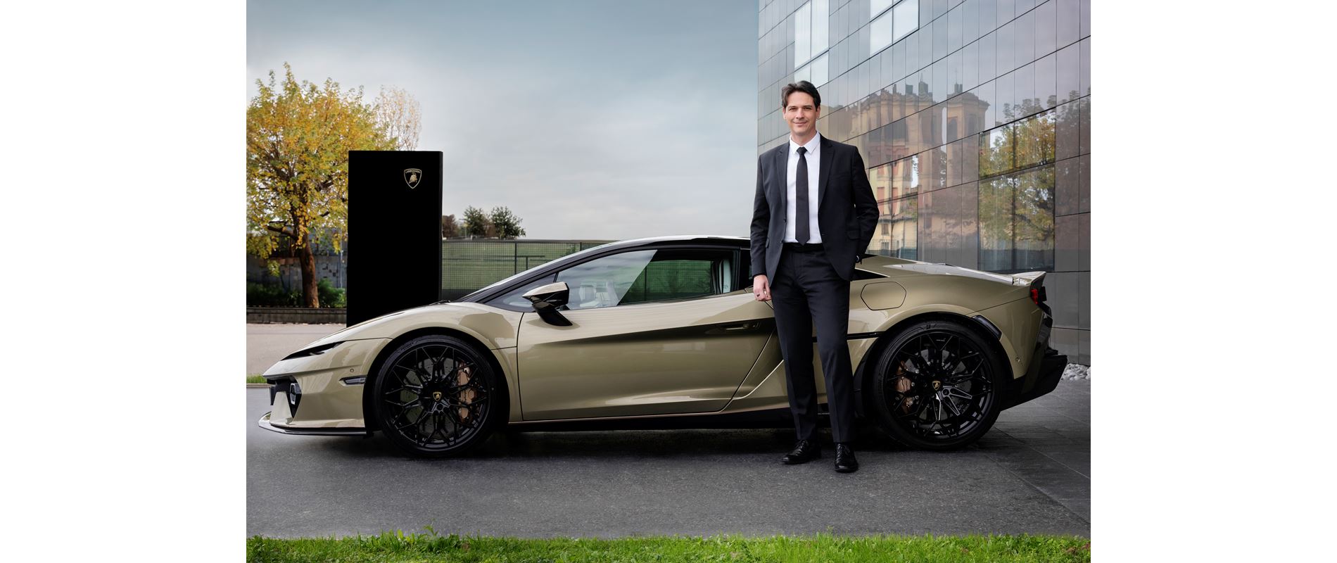 Douglas Arrighi Pereira appointed Chief of People Culture and Organization at Automobili Lamborghini