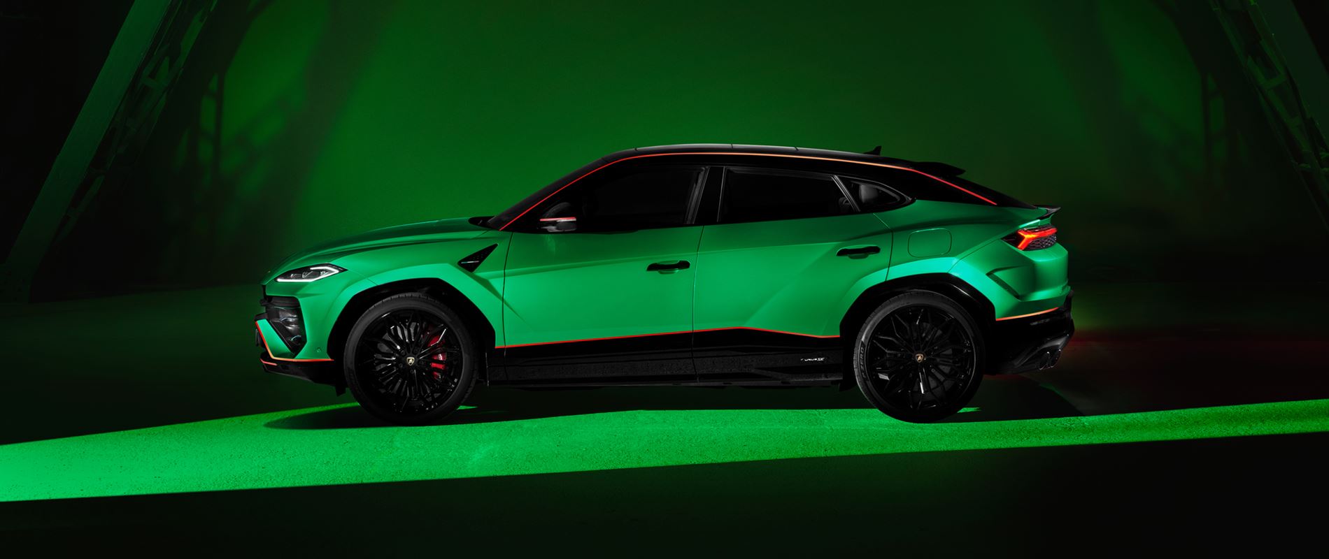 lamborghini-urus-se--tettonero--capsule--the-most-exclusive-super-suv