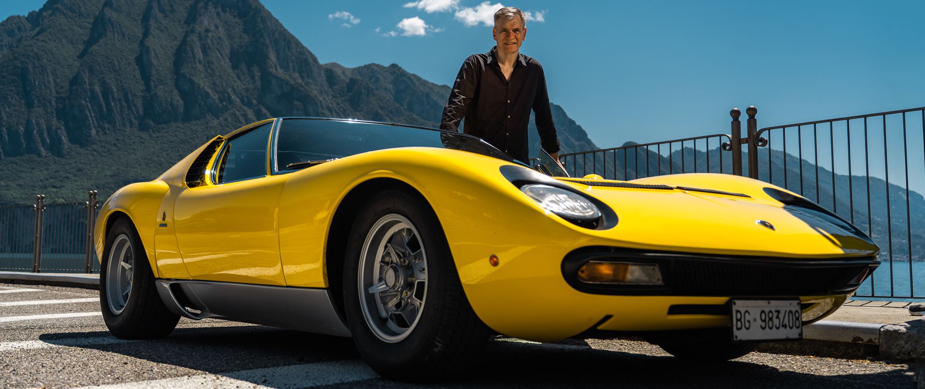 out-of-this-world.-the-lamborghini-miura-sv-at-55.