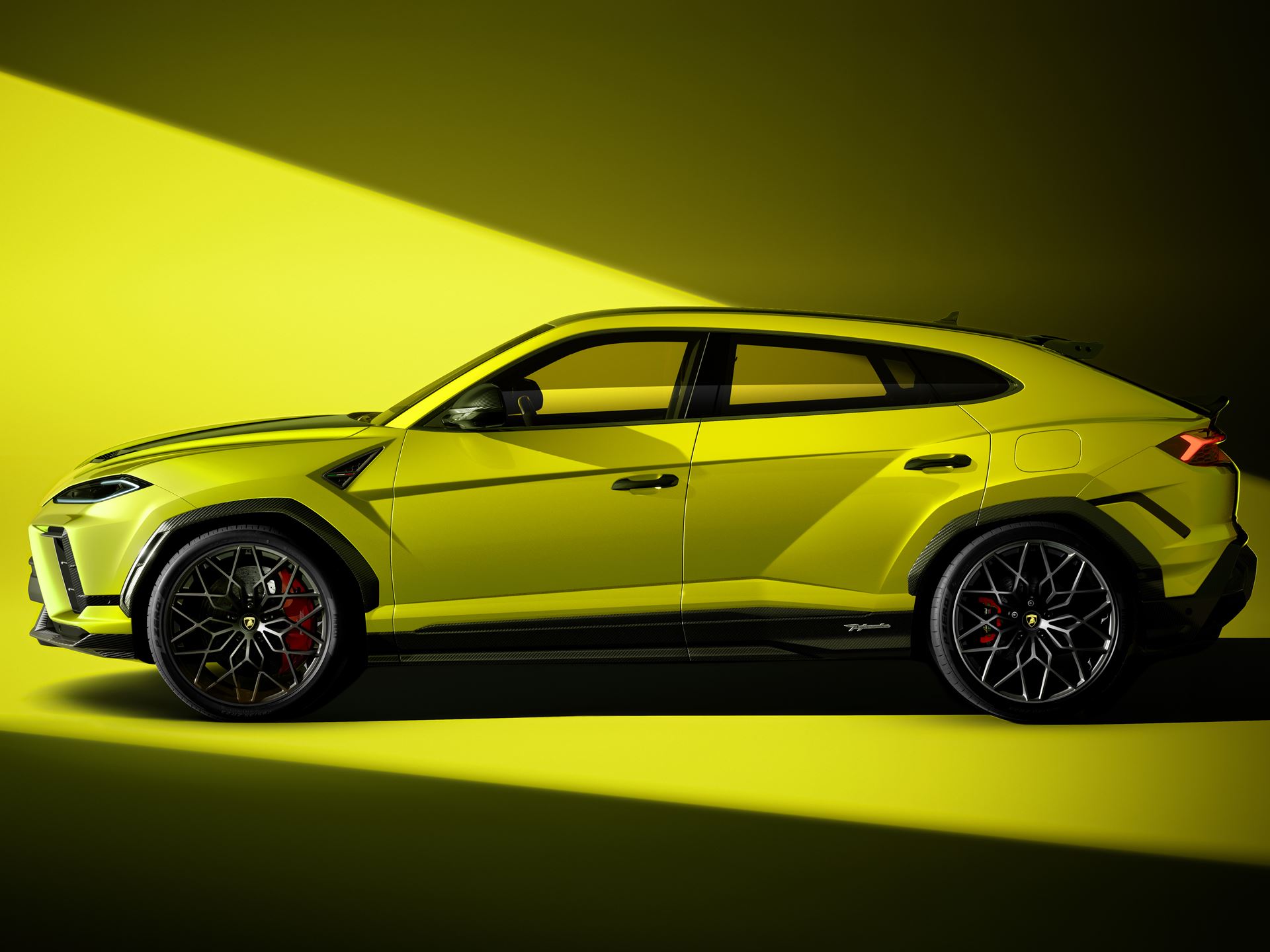 Lamborghini urus facelift (2024)