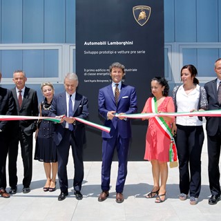 Inauguration of new building designed for the development of prototypes and pre series vehicles