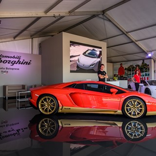 Automobili Lamborghini al World Ducati Week 2016 2 hr