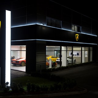 EXTERIOR NEW dealer by night totem
