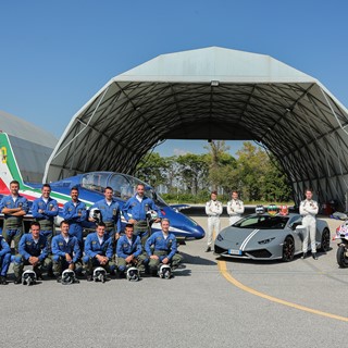 Pattuglia Nazionale Acrobatica and Lamborghini-Ducati
