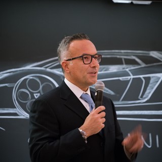 Luciano De Oto presents the Lamborghini Terzo Millennio