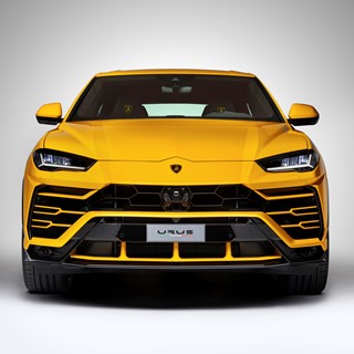 Lamborghini Urus front