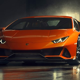Huracan EVO 3-4 front ambient