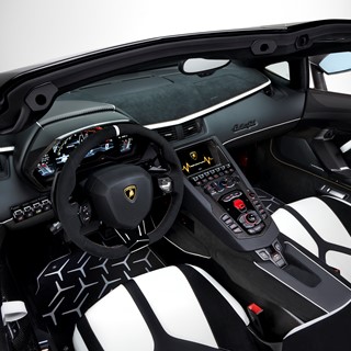 Aventador SVJ Roadster Interior - 01