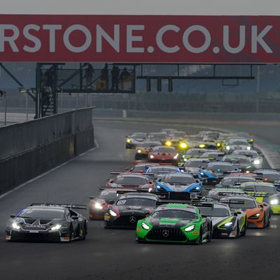 British GT - Silverstone 500- Start