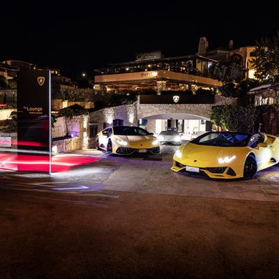 Lounge Automobili Lamborghini Porto Cervo night