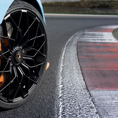 Huracán STO Blu Laufey