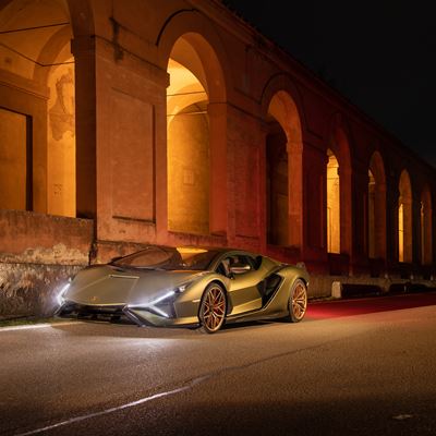 Lamborghini Sián homage the Bologna's arcades UNESCO heritage