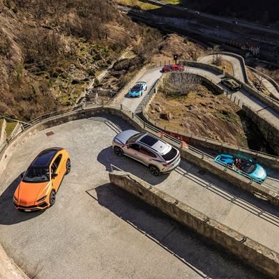 Lamborghini Winter Drive - Route to Forte di Bard