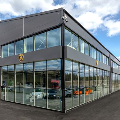 Lamborghini Stockholm dealership outside