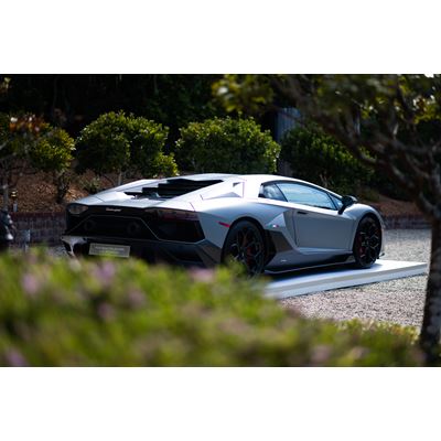 Lounge Lamborghini Monterey 2022