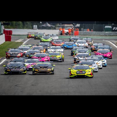 Lamborghini Super Trofeo embarks on first Grand Finals