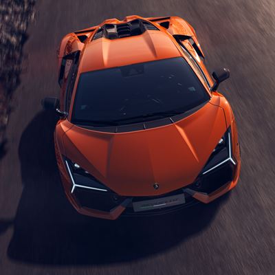 Lamborghini Revuelto Ambient