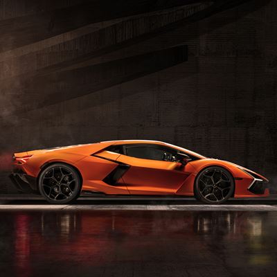 Lamborghini Revuelto Studio