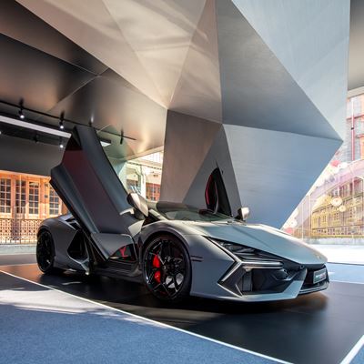 Lamborghini POP UP SPACE Held at Shanghai s Zhang Yuan