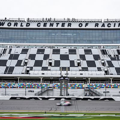 Late heart break costs Lamborghini Squadra Corse GTD victory chance in Daytona 24 Hours