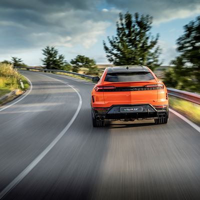 Lamborghini the new hybrid range collects awards worldwide