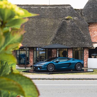 Automobili Lamborghini captivates Sylt performance meets art