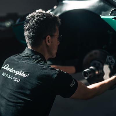 Lamborghini Polo Storico old but gold