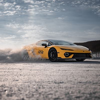 Esperienza Neve Yakeshi