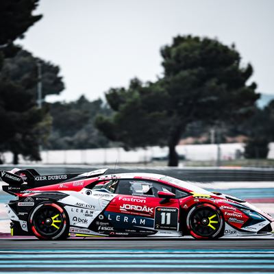 Lamborghini Super Trofeo Europe Gilardoni Iaquinta and Strignano Pujatti split the wins as 2026 season kicks off at Pau