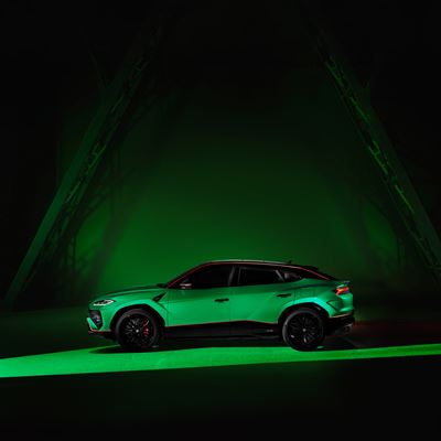 Urus SE Tettonero Capsule