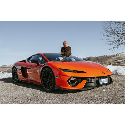 Lamborghini Temerario and Explorer Mike Horn