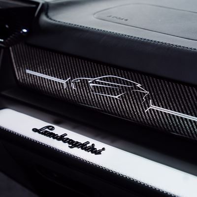 Urus SE Tettonero Capsule at Milan Design Week