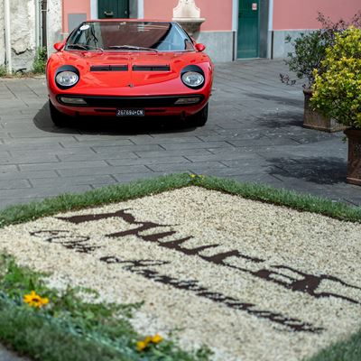 Lamborghini Miura Tour