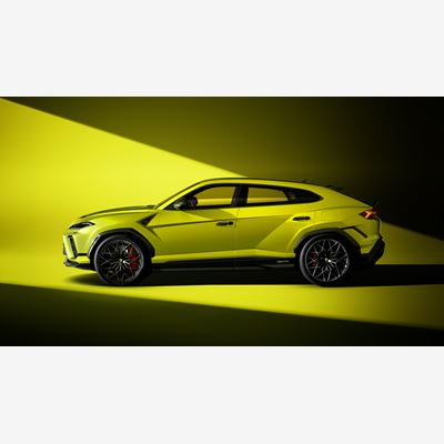 Urus SE Performante Giallo Crius Studio