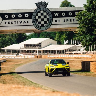 Urus SE Performante makes its first public appearance at Goodwood Festival of Speed