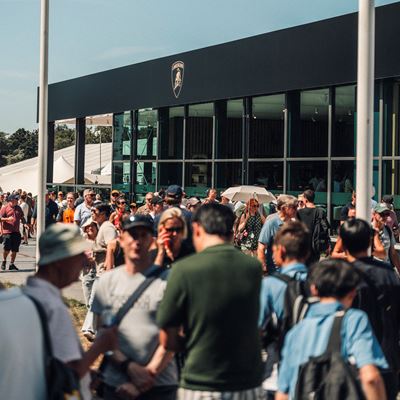 Urus SE Performante makes its first public appearance at Goodwood Festival of Speed