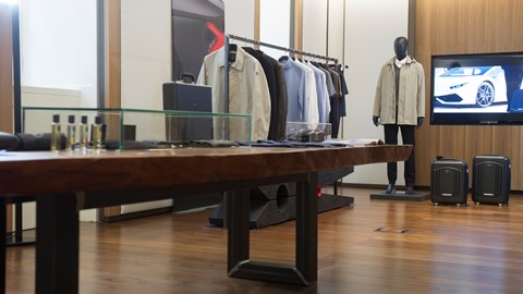 Exhibition at Mandarin Oriental Milan 09