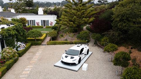 Lounge Automobili Lamborghini in Pebble Beach