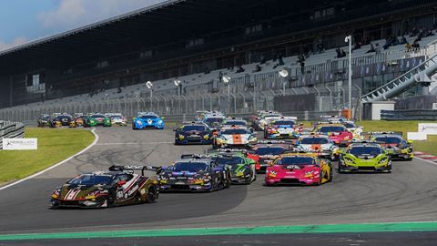 Lamborghini Super Trofeo Europe Race 1 start