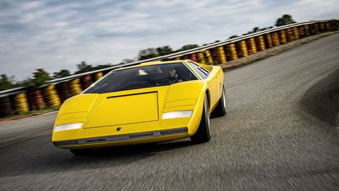 Countach LP500 Vizzola front zoom