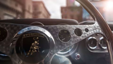 350GT and Aventador Ultimae - V12 year