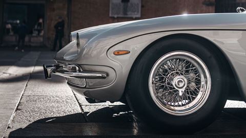 350GT and Aventador Ultimae - V12 year